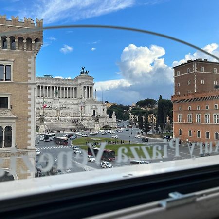 Piazza Venezia Luxury Suite Rom Exteriör bild