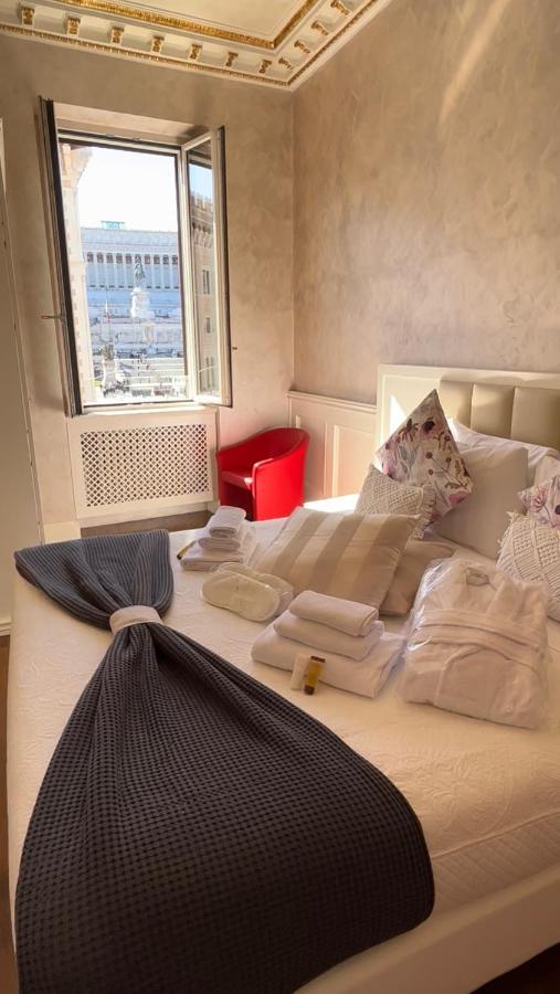 Piazza Venezia Luxury Suite Rom Exteriör bild
