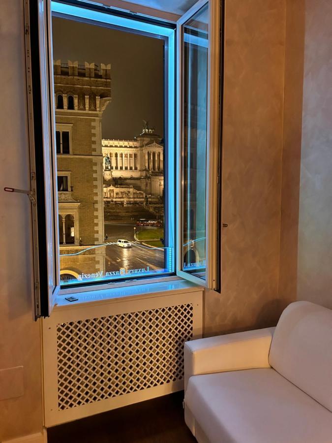 Piazza Venezia Luxury Suite Rom Exteriör bild