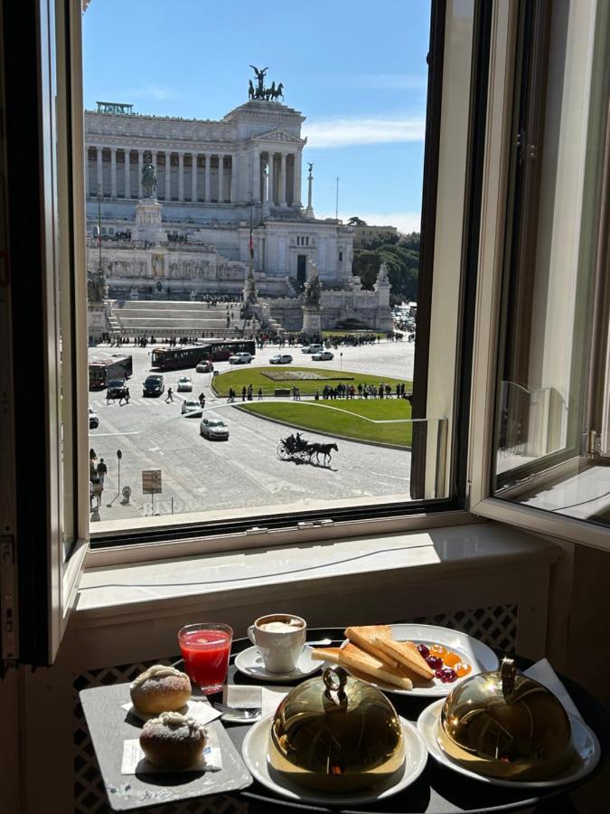 Piazza Venezia Luxury Suite Rom Exteriör bild
